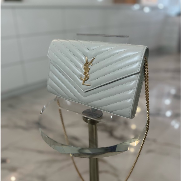 🌟SOLD🌟 NWT YSL Classic Cassandre Chain Wallet - Picture 2 of 9